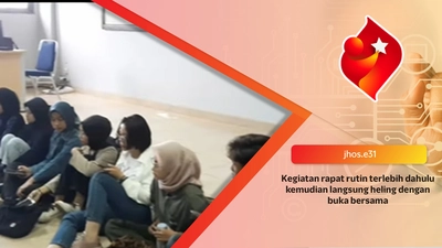 Kegiatan rapat rutin terlebih dahulu kemudian langsung heling dengan buka bersama