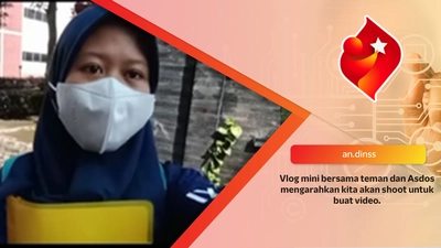 Vlog mini bersama teman dan Asdos mengarahkan kita akan shoot untuk buat video.